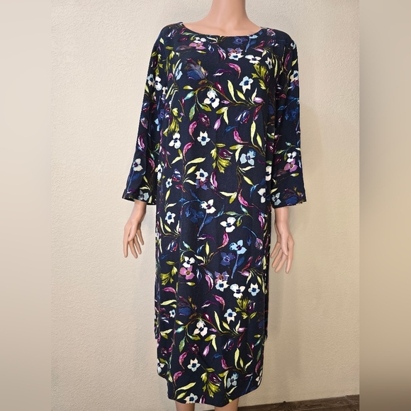 J. Jill Size 2x Watercolor Floral Midi Dress Blue Purple 3/4 Sleeves Pockets - Picture 3 of 9